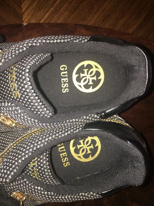 GUESS trampki 39