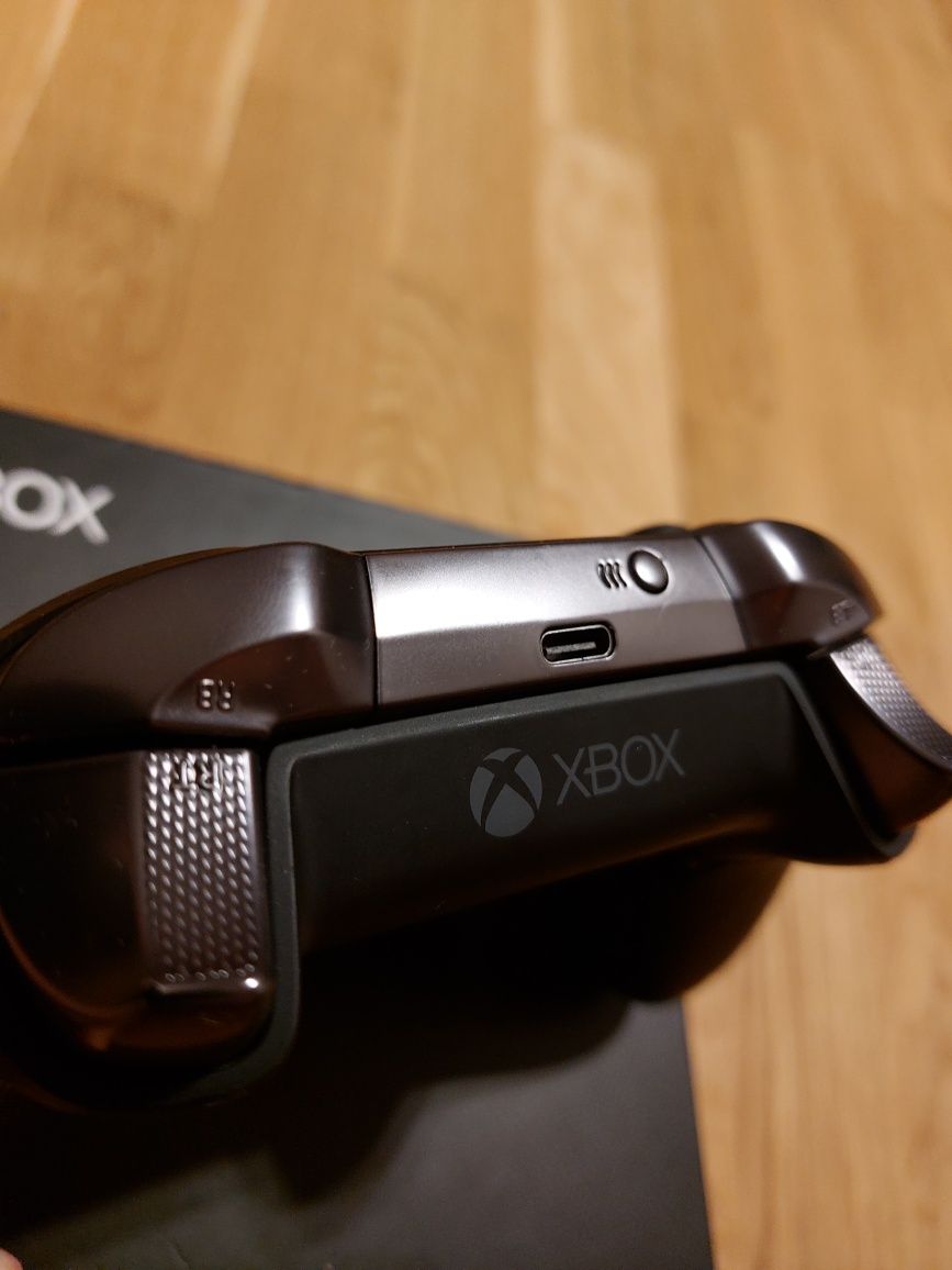 Pad xbox series elite 2 zestaw z etui