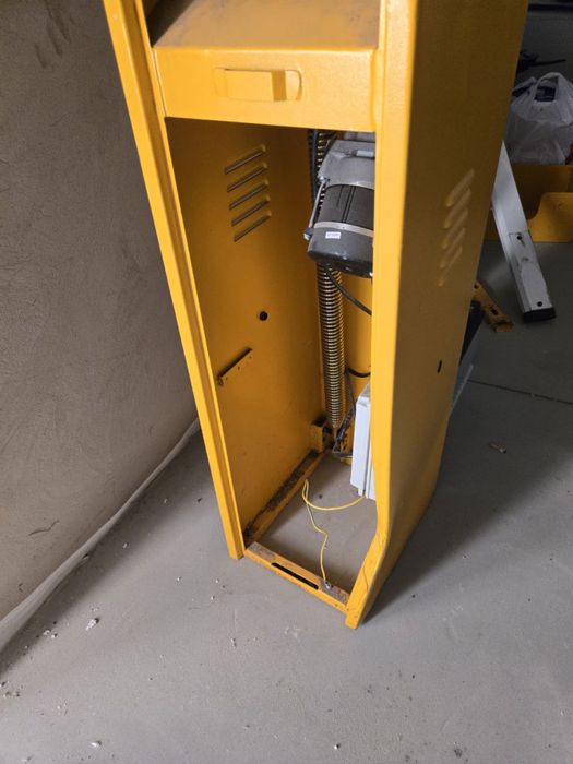 Шлагбаум автоматичний