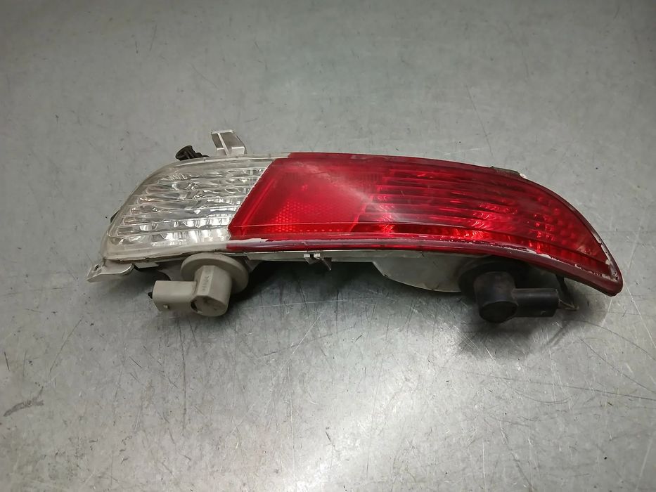 Farolim nevoeiro trás direito BMW 6 (E63)