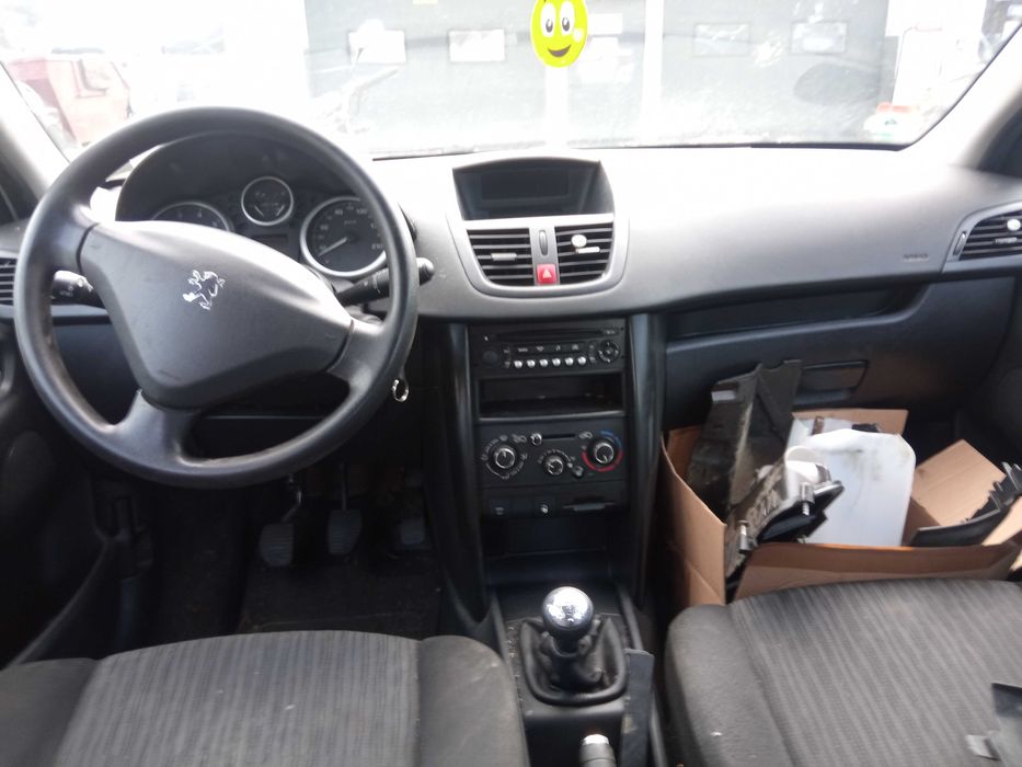 Peugeot 207 1.4 VTi 16v *na części*