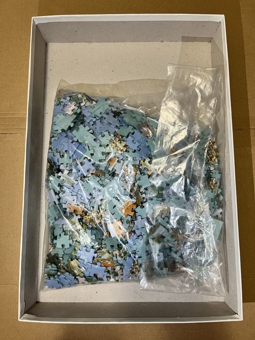 Puzzle Trefl 1000 el. stan bardzo dobry, kompletne