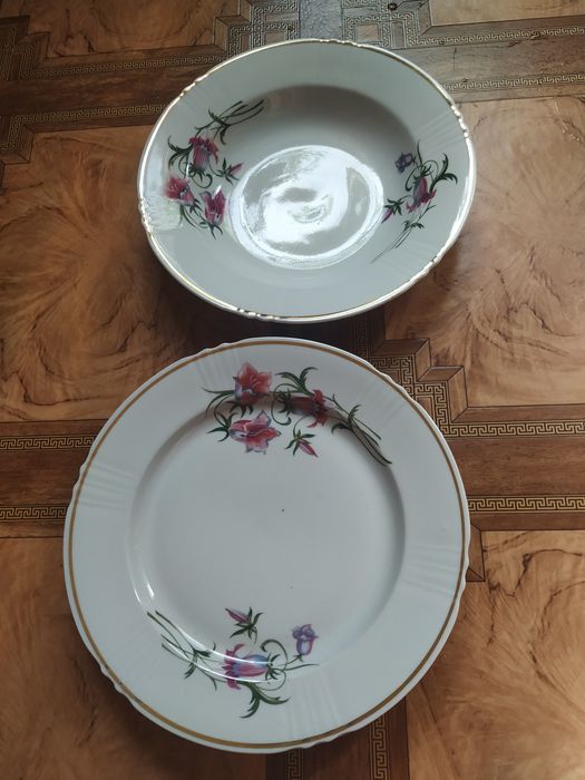 Продам тарелки из набора СССР.