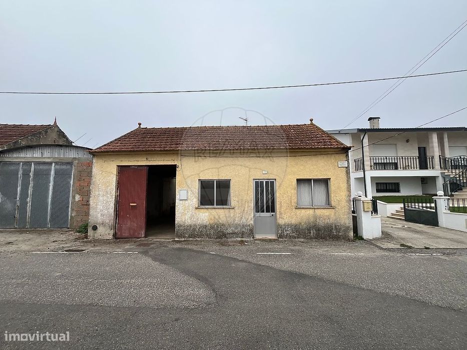 Moradia T2 para venda