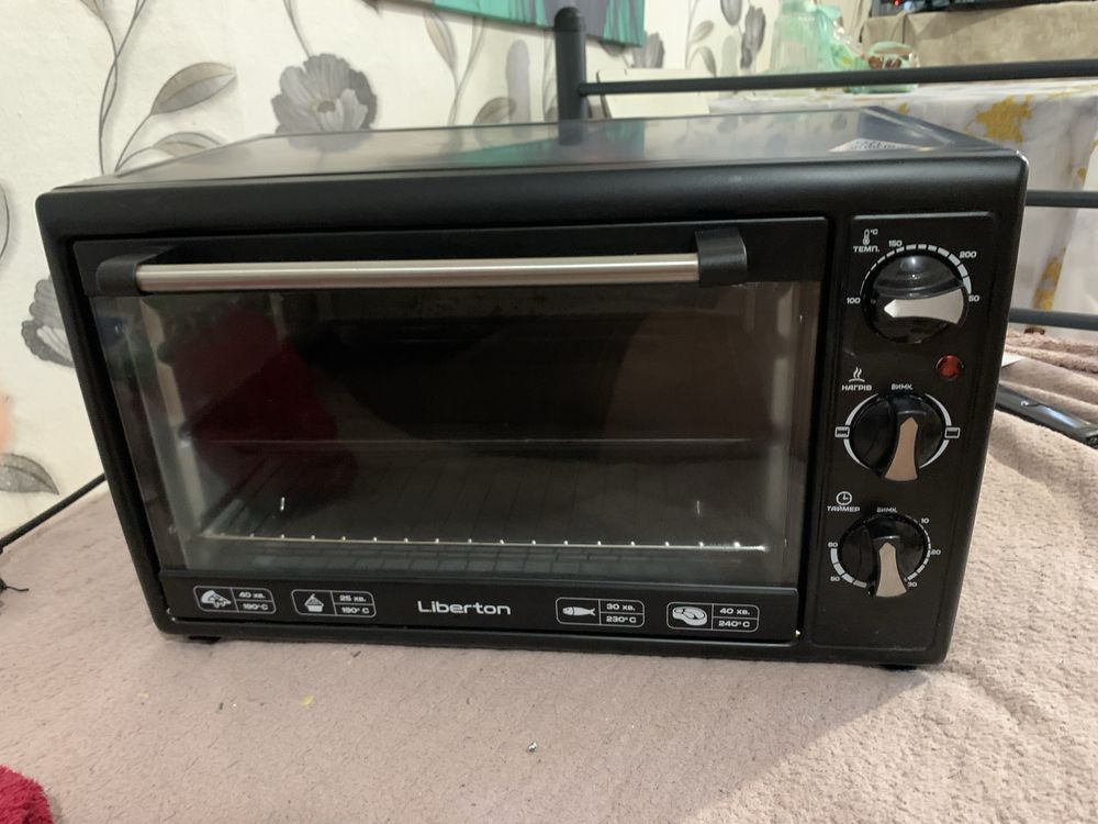 Електродуховка Liberton LED-350