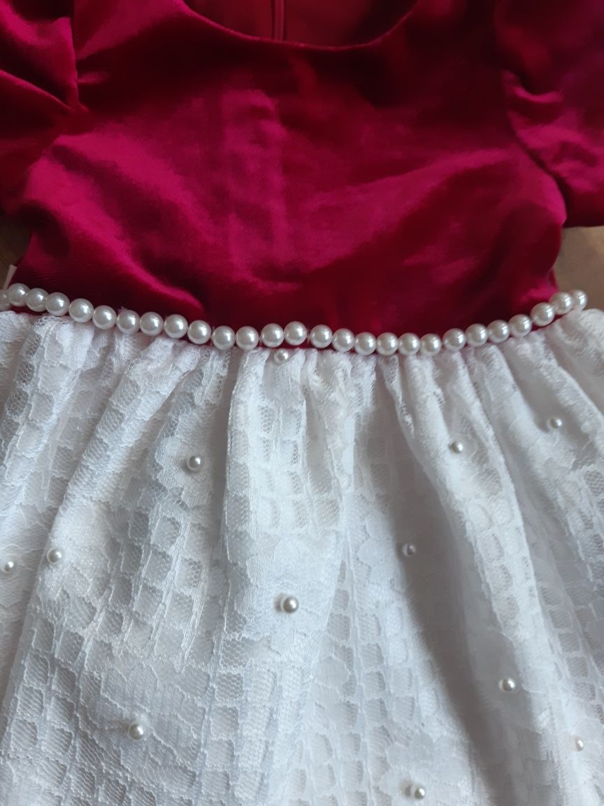 Sukienki dla sióstr 104 i 80 koronkowe białe czerwone eleganckie bal