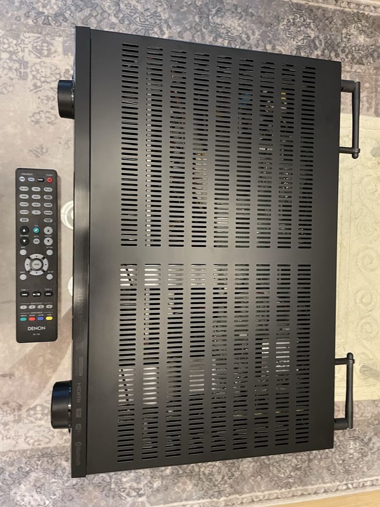 Amplituner Denon AVR-X2200W
