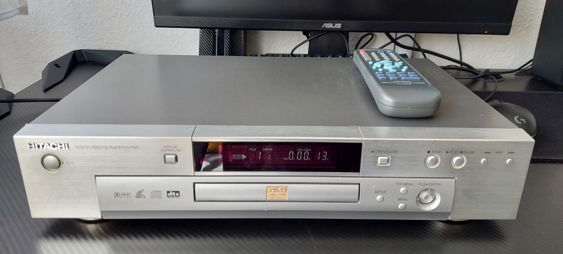 HITAHI dvd player