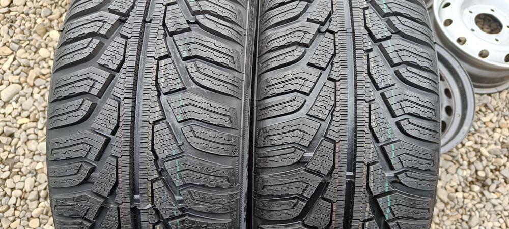 Нові шини 215/50R17 95V Uniroyal 2шт