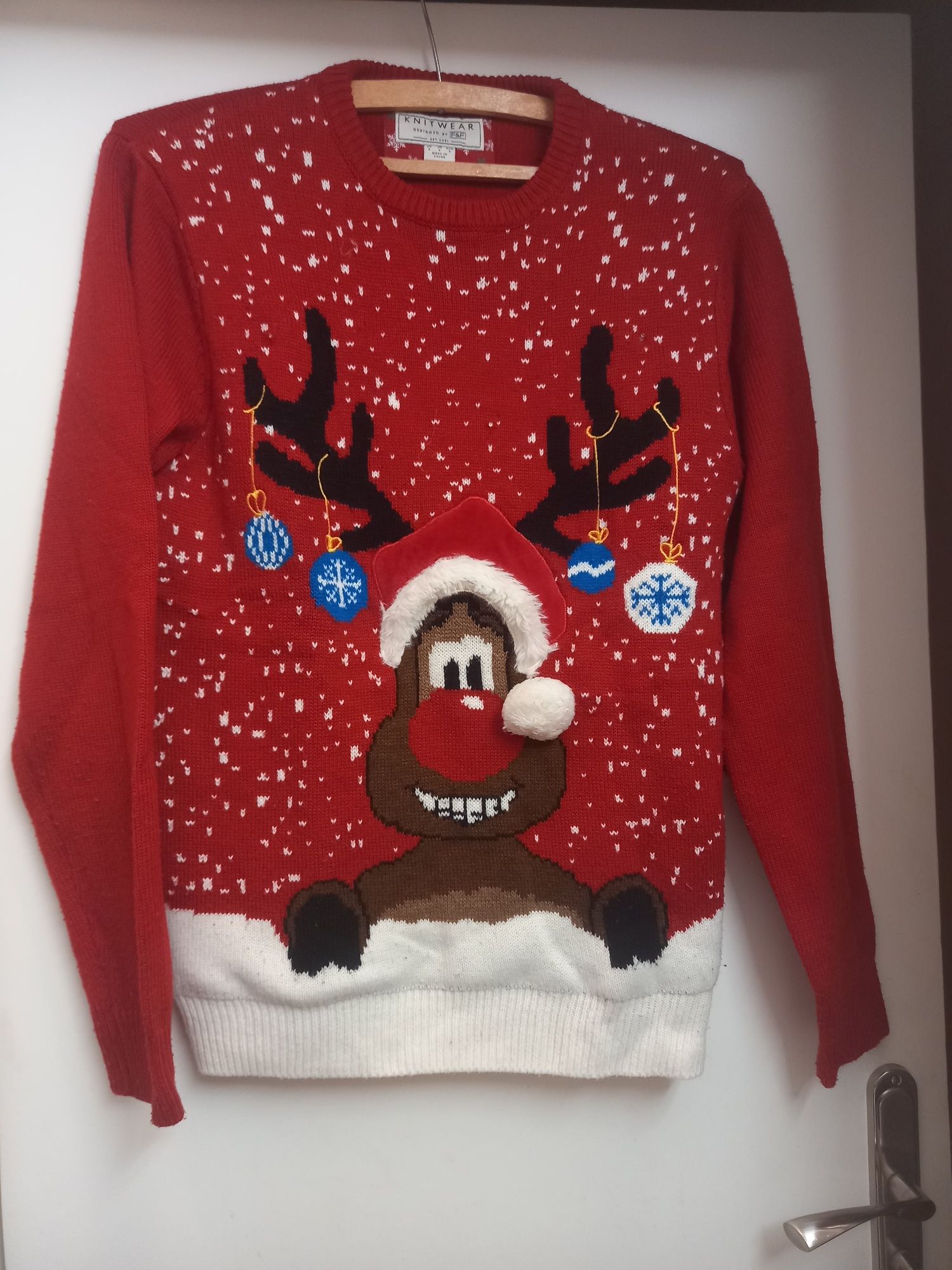 Świecący sweter świąteczny renifer F&F S pompon boże narodzenie hit