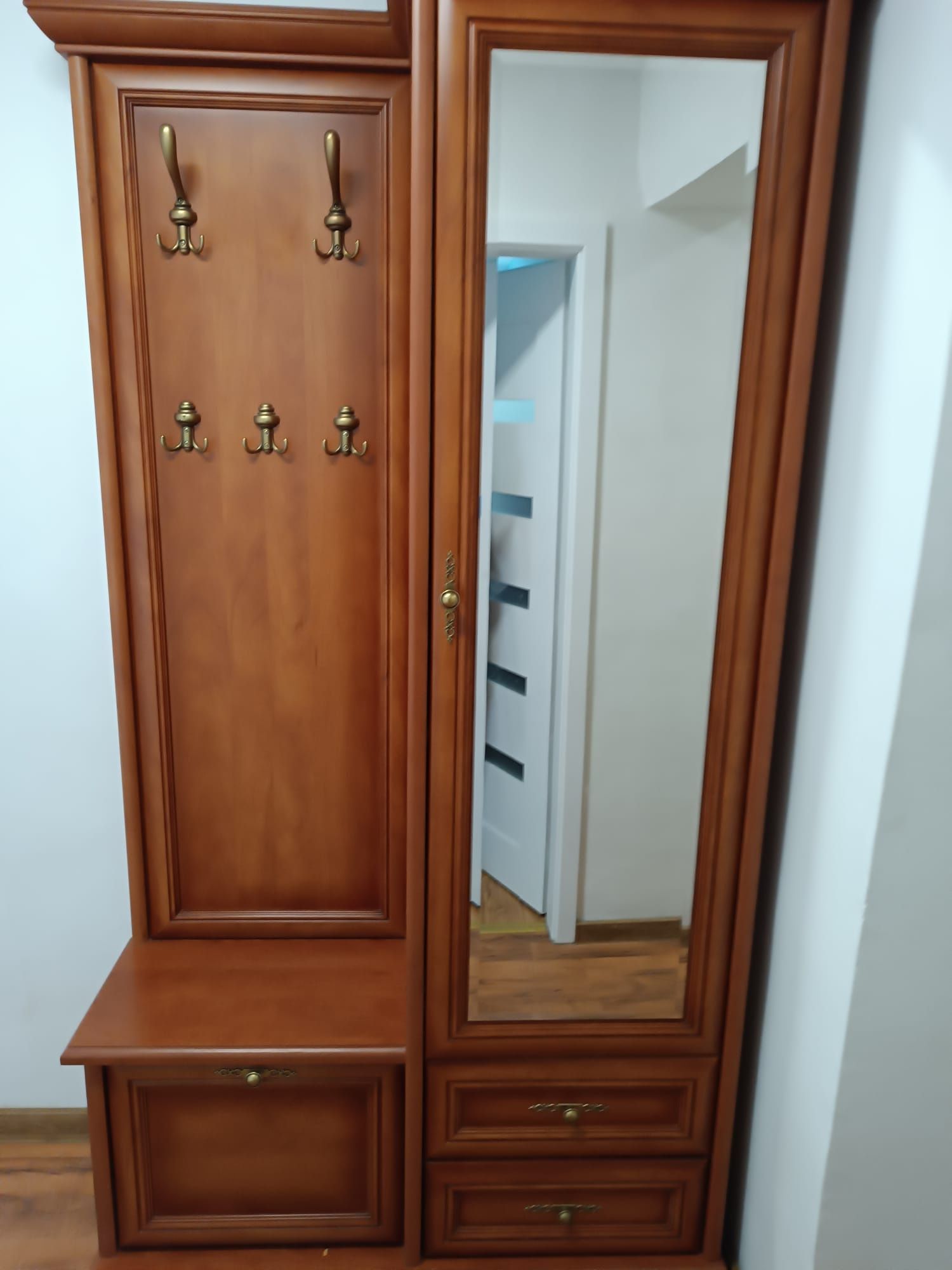 Przedpokój komplet komoda lustro szafka z siedziskiem