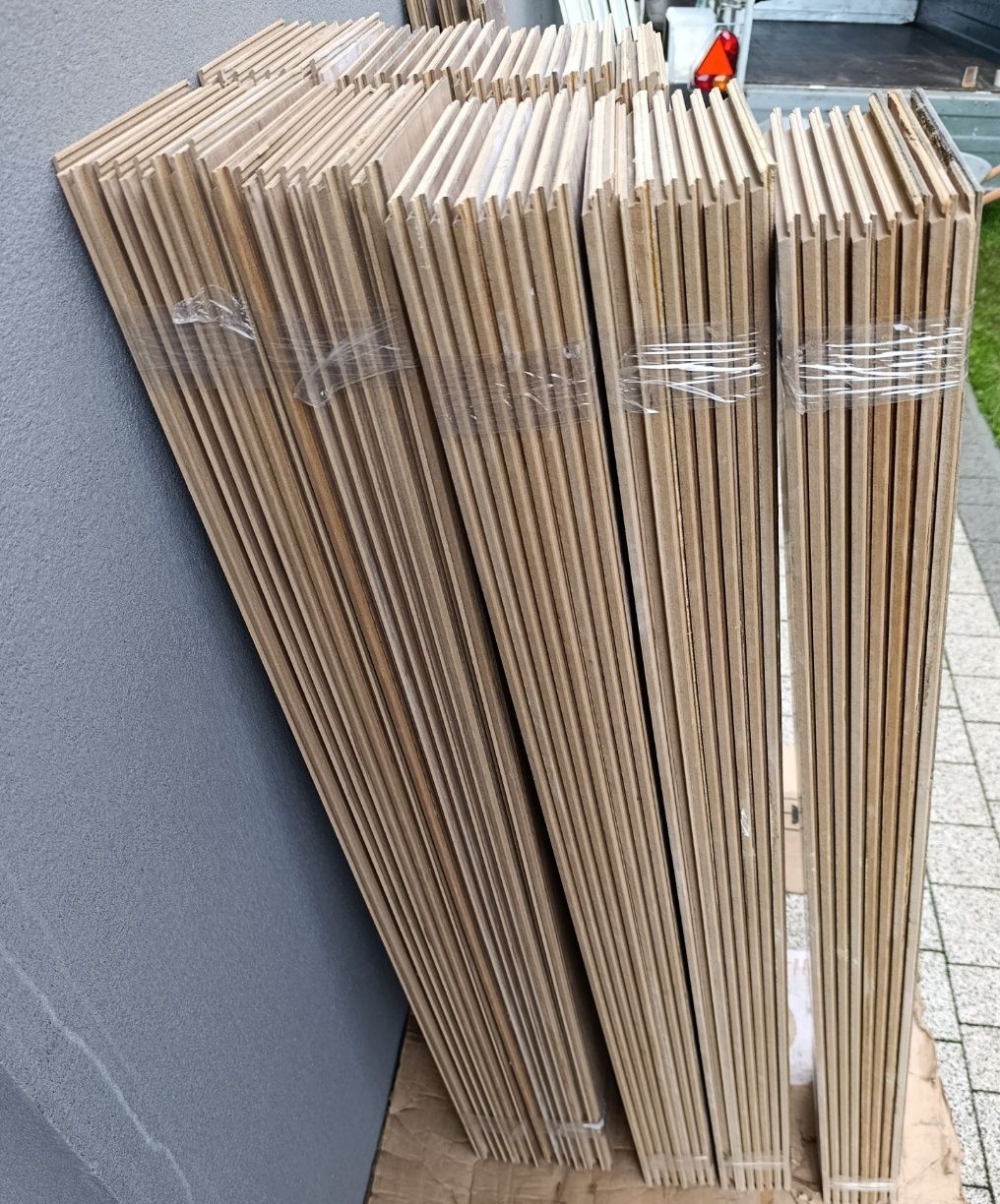 Panele podłogowe 33 M2 + podkład i listwy przypodłogowe