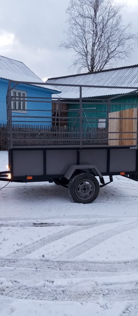 Продам прицеп новий