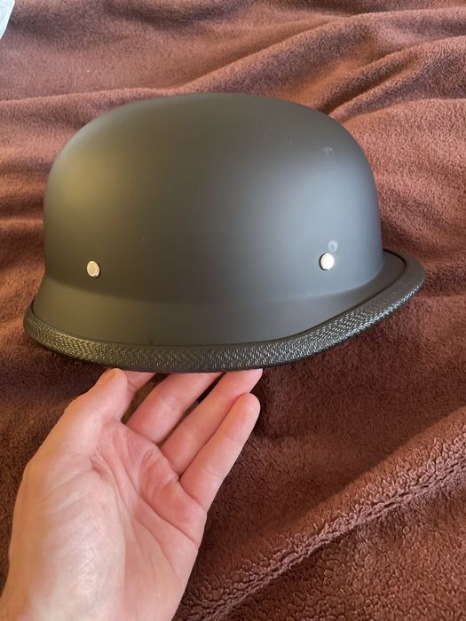 Продам новый шлем «каска» для мотоциклистов