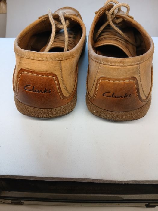 Clark's 42 розмір в задовільному стані.