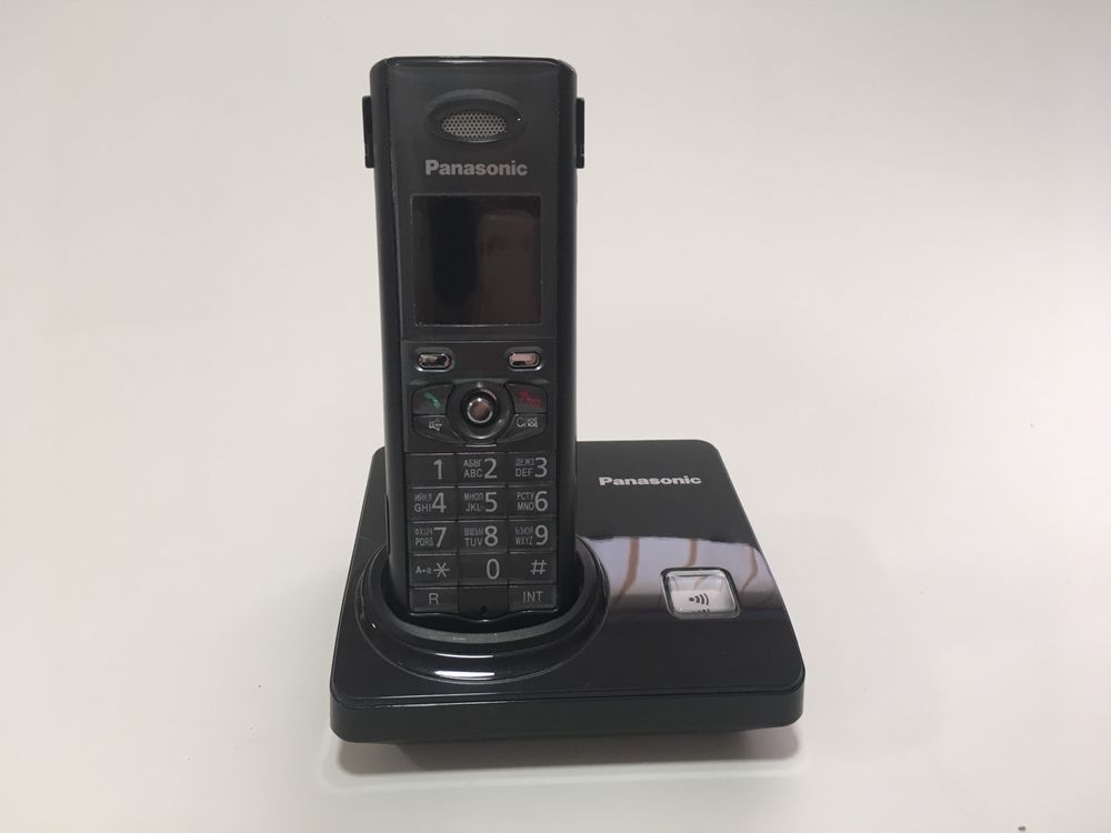 Телефон  Panasonic