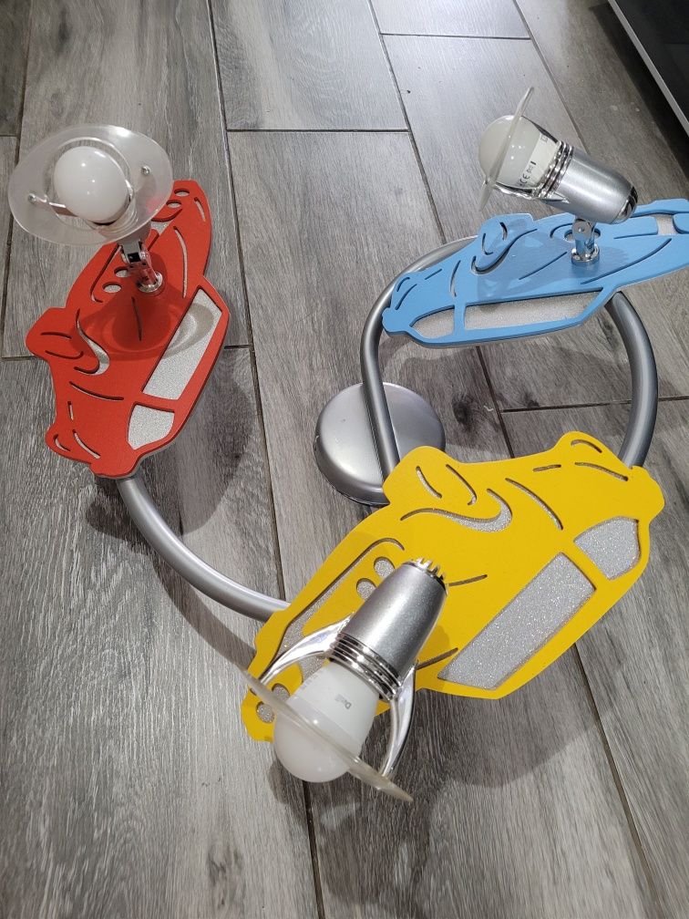 Lampa chłopięca autka