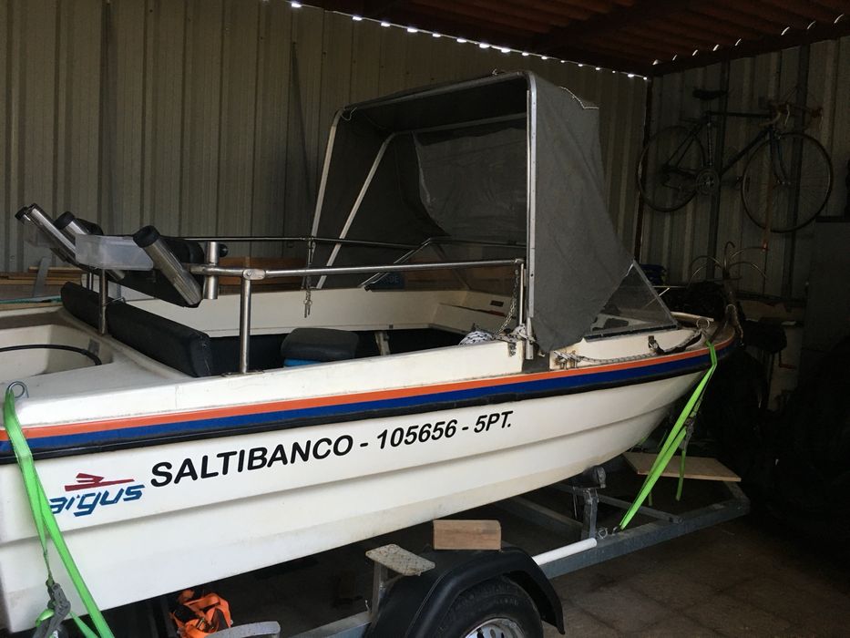 Barco Argus em muito boas condições