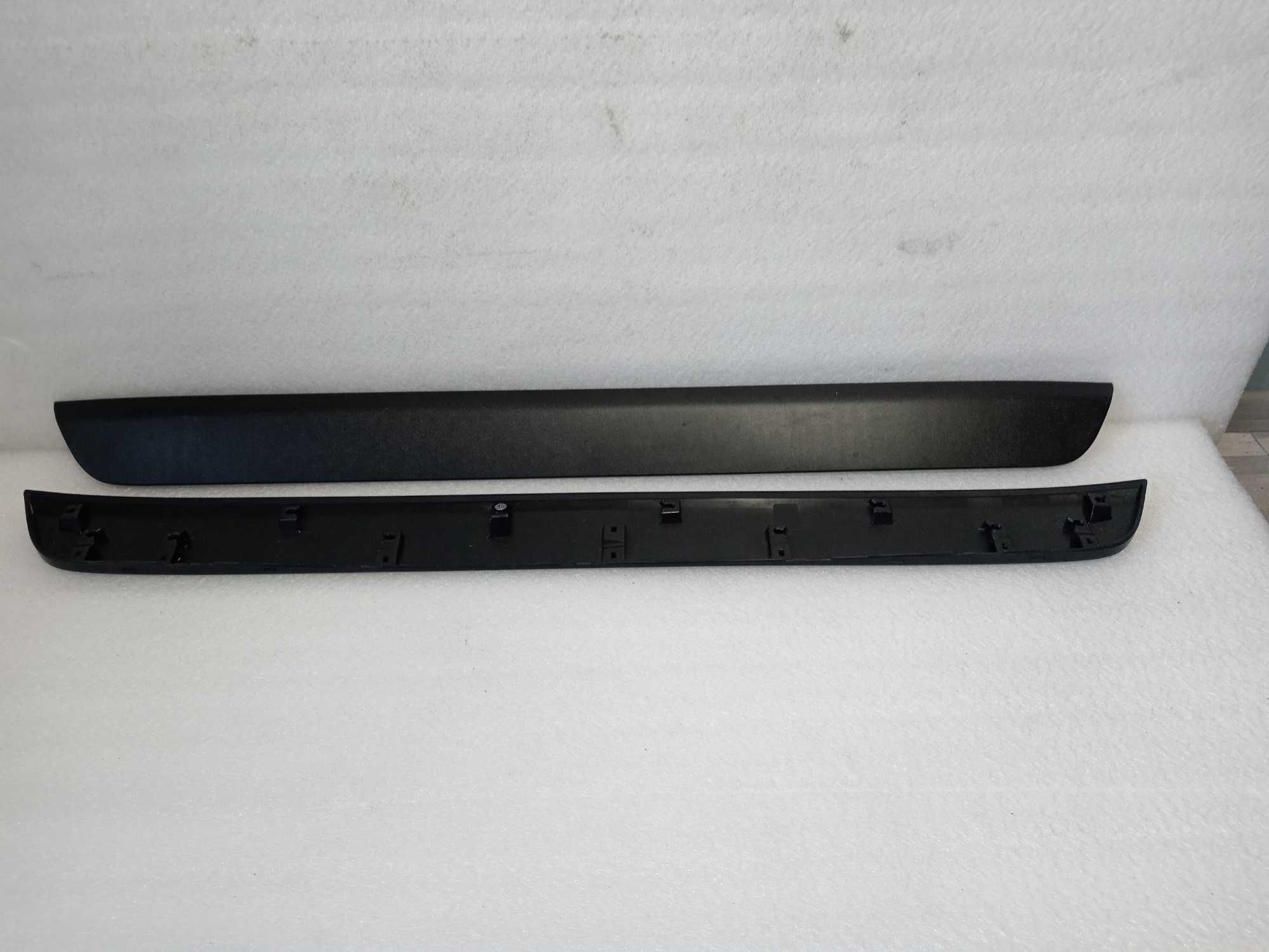 Накладка двери багажника нижняя Toyota Rav4 19-24 7680242140
