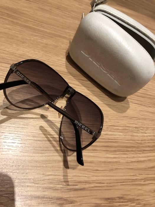 Óculos de sol marca diesel desdobráveis