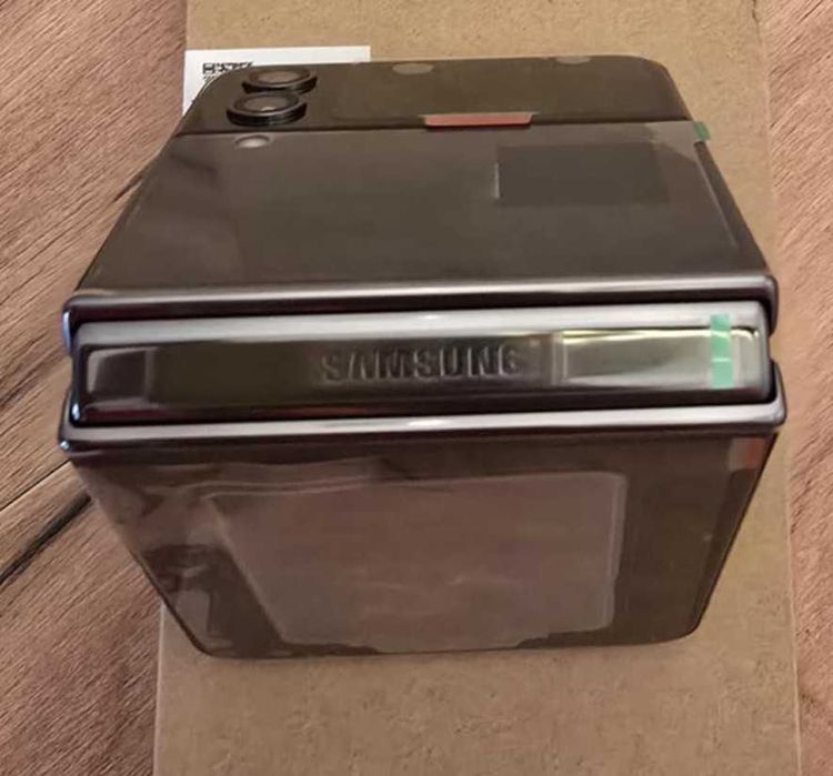 Sasmsung GALAXY Z FLIP 4 5G 8/256GB Jak NOWY