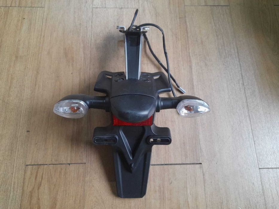 SUPORTE MATRICULA OEM YAMAHA MT  0 7 2 0 1 8-2 0 2 0