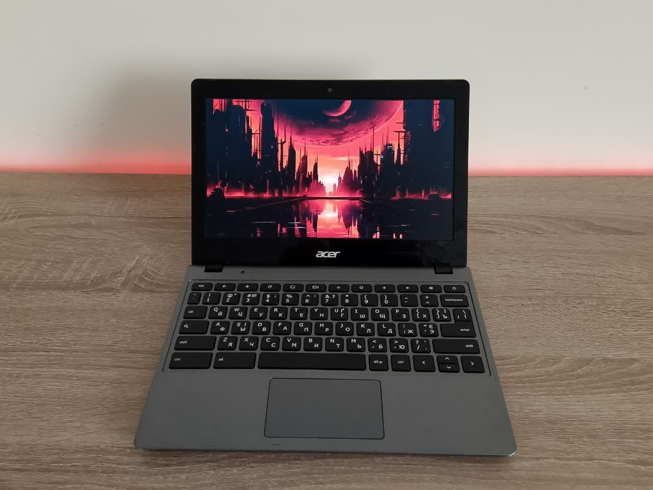 Ігровий металічний ноутбук Acer