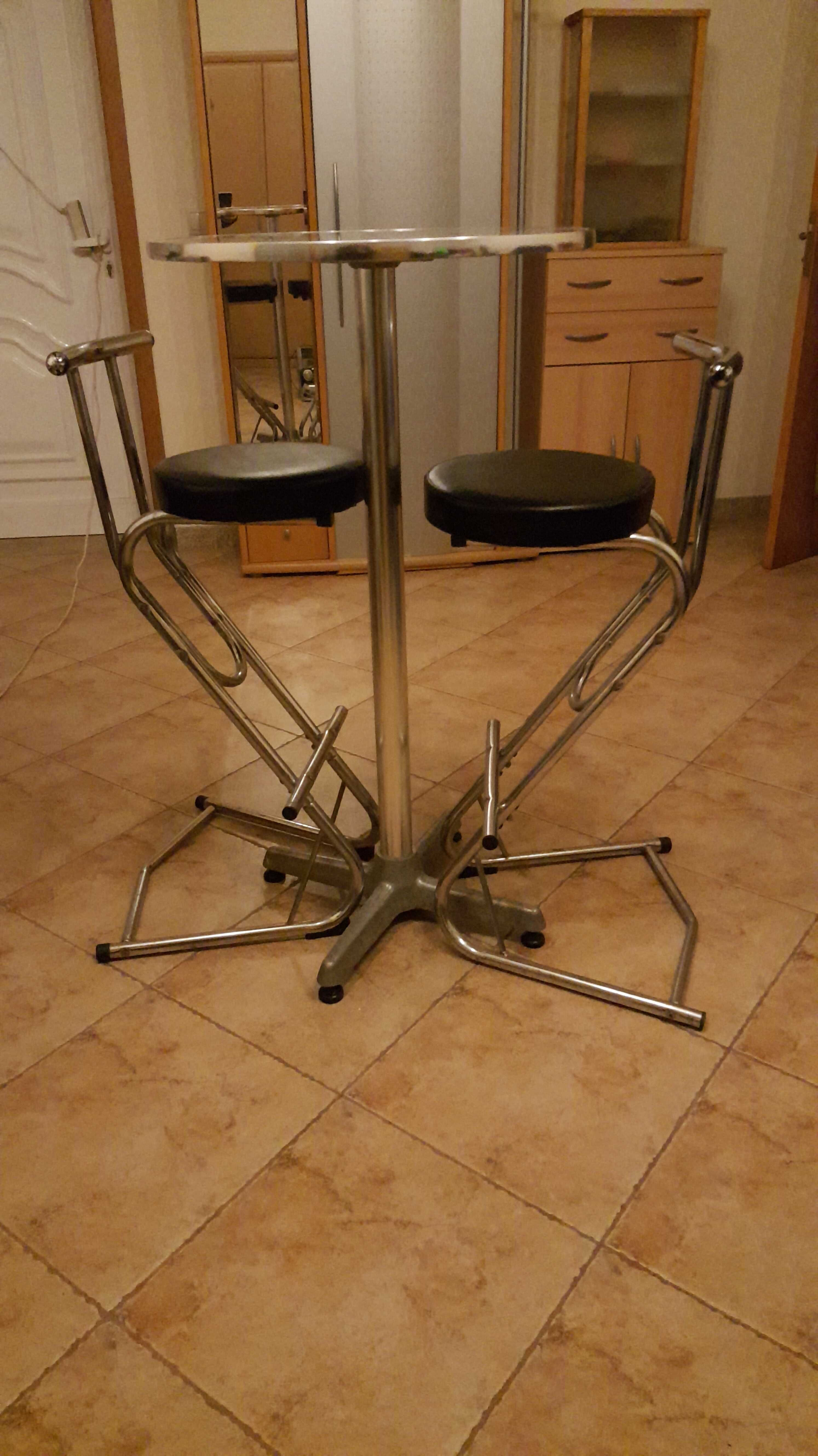 Mesa e cadeiras metalicas