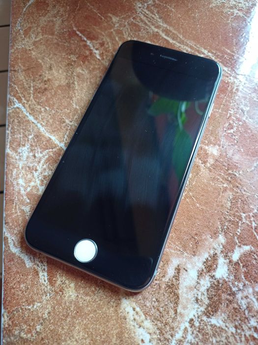 iPhone 6 64GB brak blokad, nowa bateria.