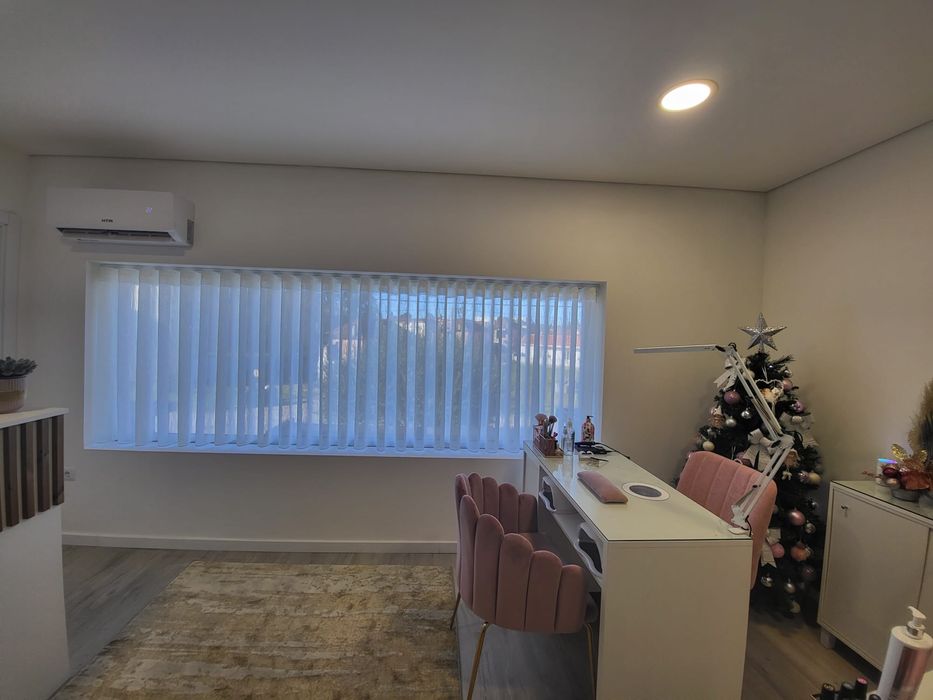 Cortinas e rolos todos feitos por medida