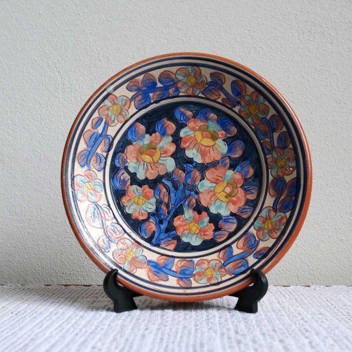 Prato alentejano decorativo em olaria do Redondo