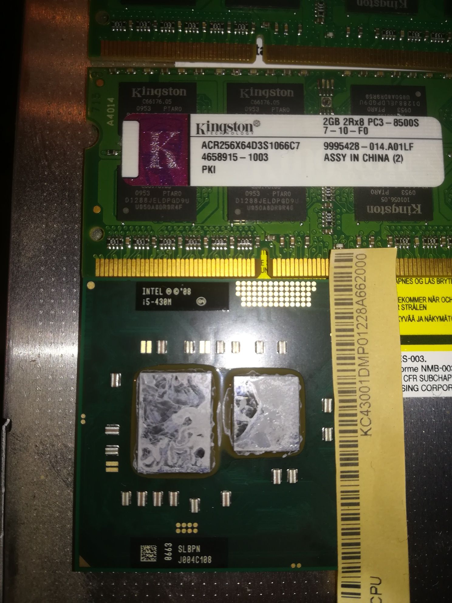 Procesor Inter Core I5 430M 2,27Ghz, RAM DDR3 4GB Kingston 8500s