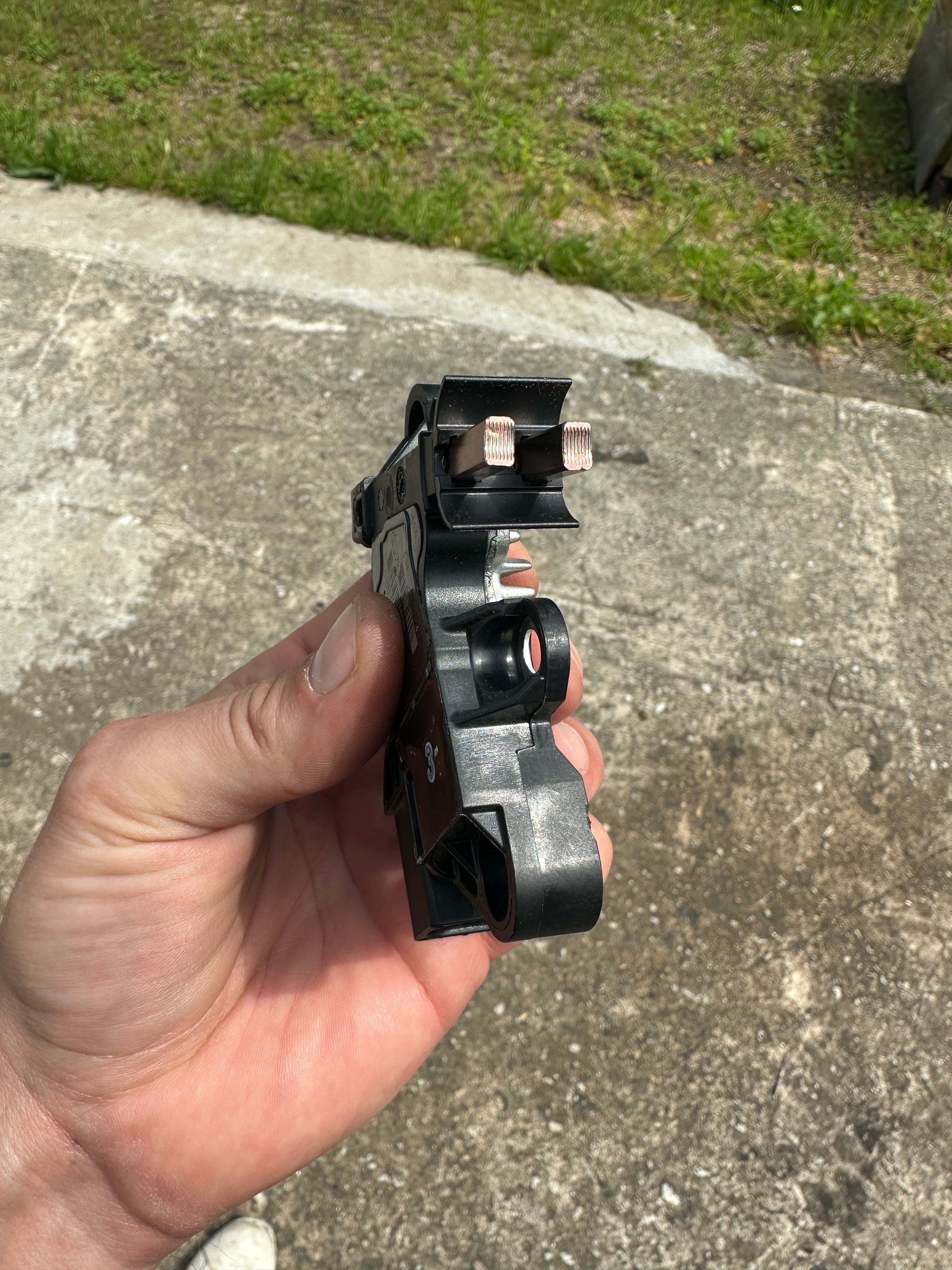 Regulator napięcia alternatora BOSCH