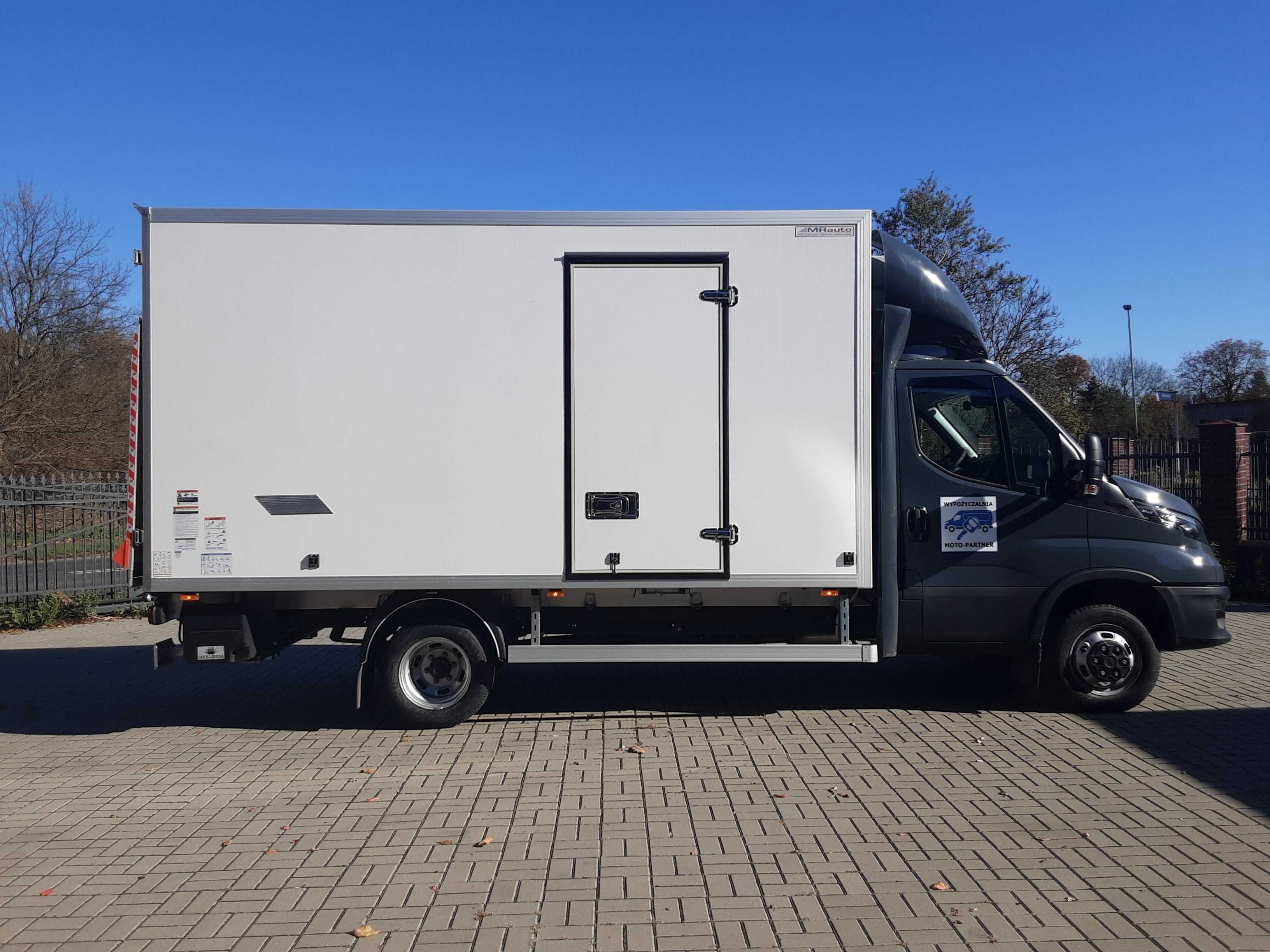 Wynajem Iveco Daily Chłodnia/Izoterma/Kontener/Winda 8EP ŚLĄSK