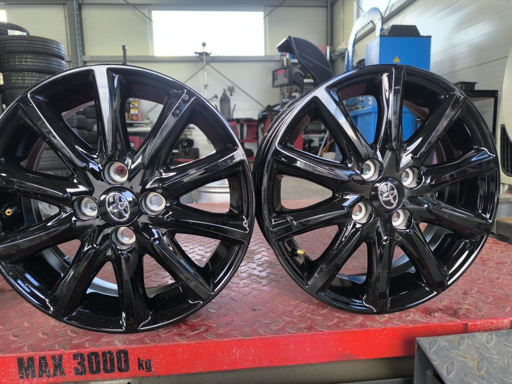 Oryginalne alufelgi Toyota 15 cali nowe demo