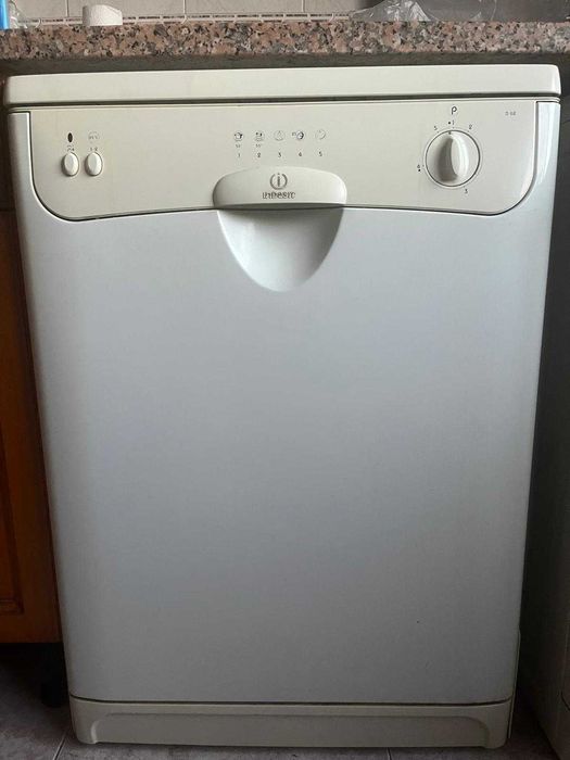 Maquina da loiça usada indesit