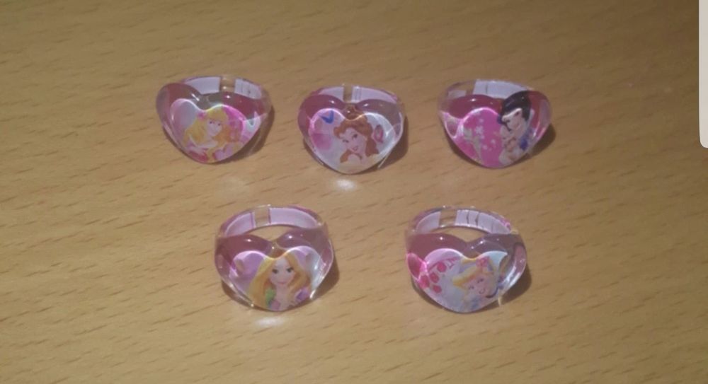Lote 5 anéis princesas da Disney