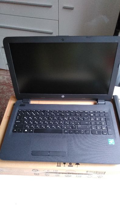 Продам новый ноутбук HP 250 G4 Black с программами Windows10