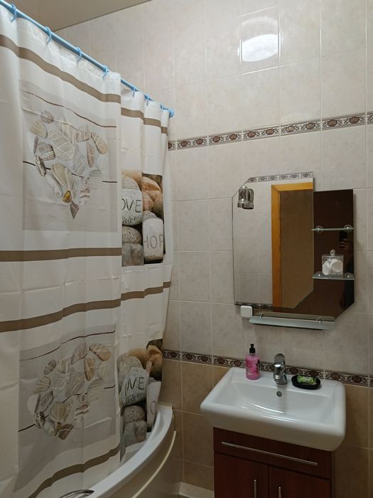 2-к подобово погодино центр А.Артинова Smart.tv