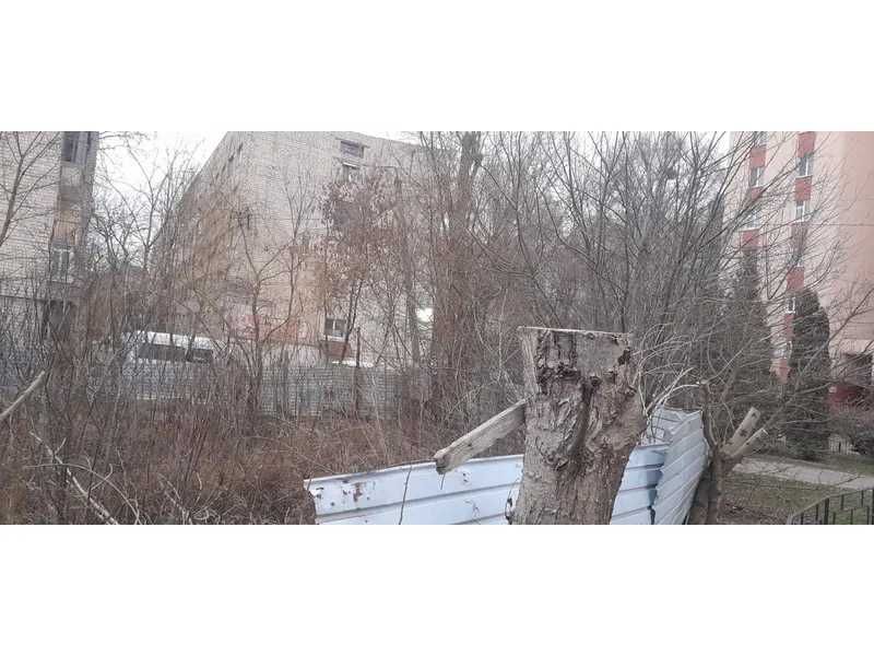 Незавершена будівля, м. Чернівці, вул. Героїв Майдану, 75-В