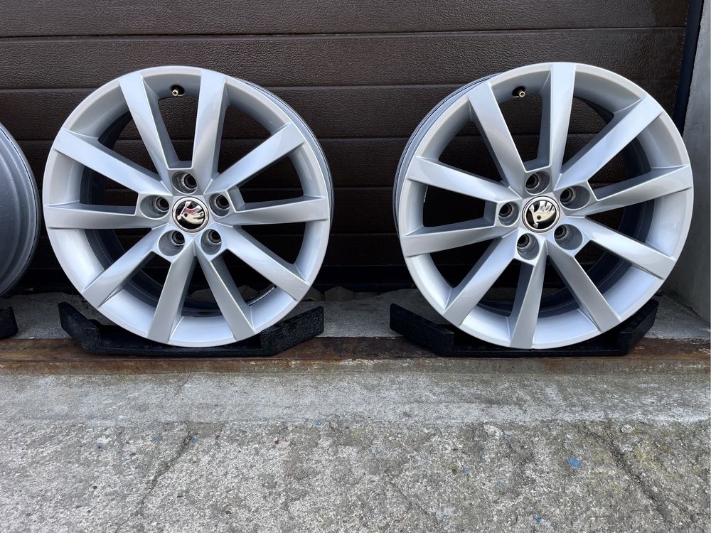 4x felgi aluminiowe 5x100 r16 et38 6J Alufelgi Skoda 16” Oryginalne