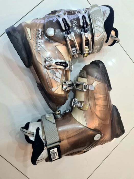 Damskie buty narciarskie Tecnica , dł. skorupy 285 mm.