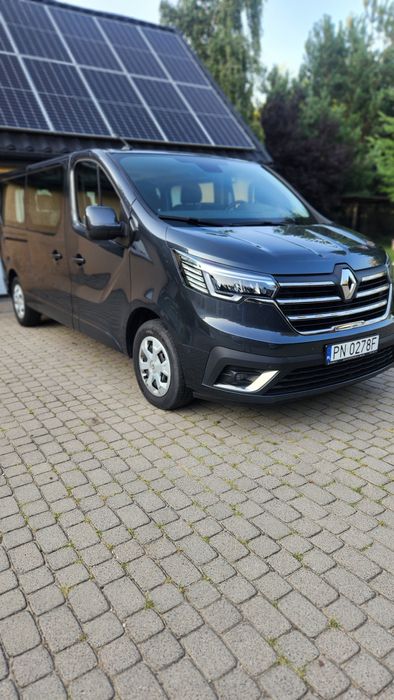 Wynajem Mercedes Vito, Renault Trafic, Vw Caravelle Bus 8-9 osobowe.