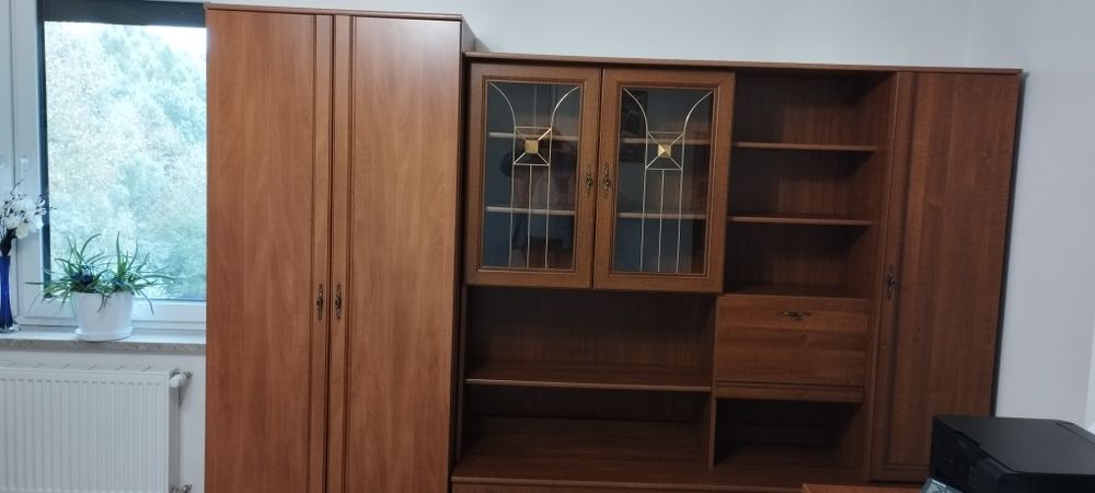 Zestaw mebli, witryna, meblościanka  brązowa brw