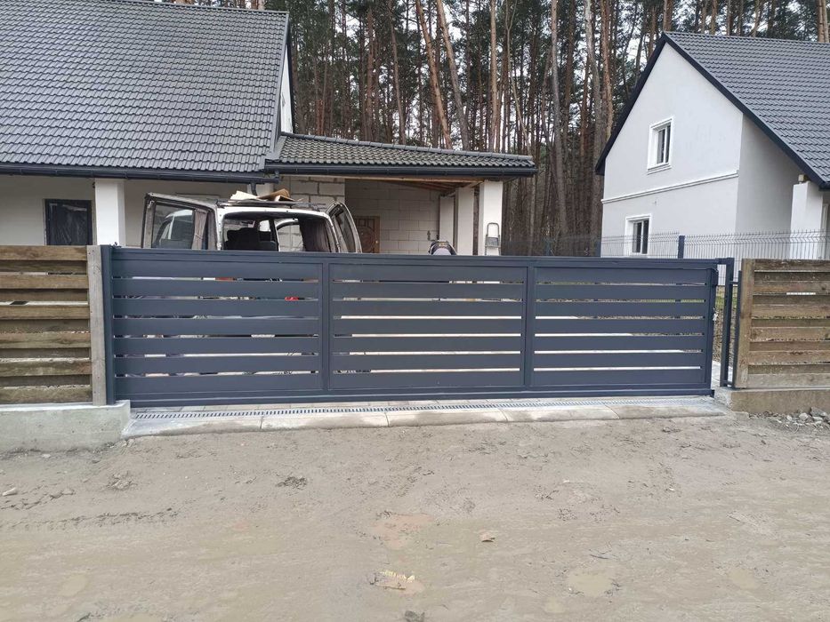 Відїздні ворота Двигуни.Наповнення воріт.ЖалюзіРанчоШтахети.Профнастил