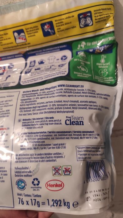 Kapsułki Persil uniwersalne 76