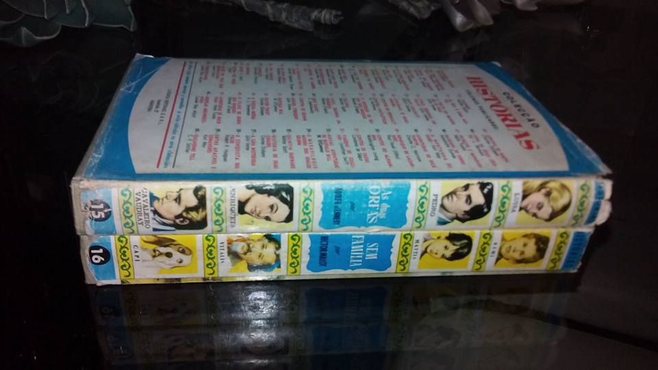 2 livros antigos colecção histórias selecção 1973 e 1974