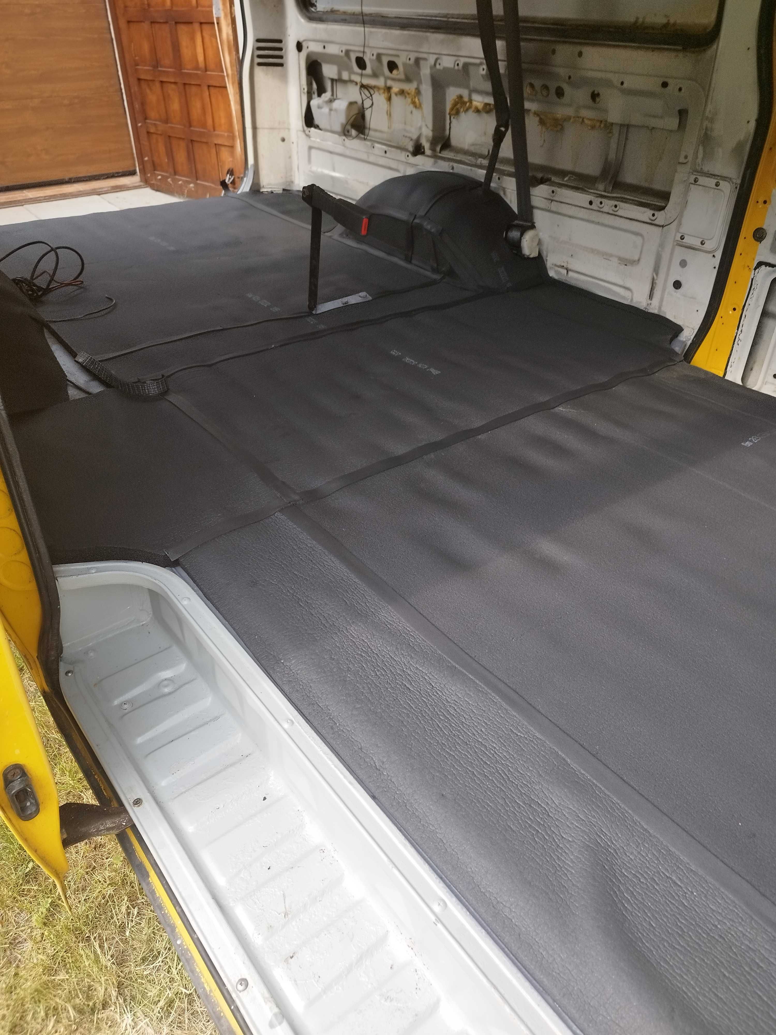 kamper mazda samochod kempingowy 2.0 benzyna