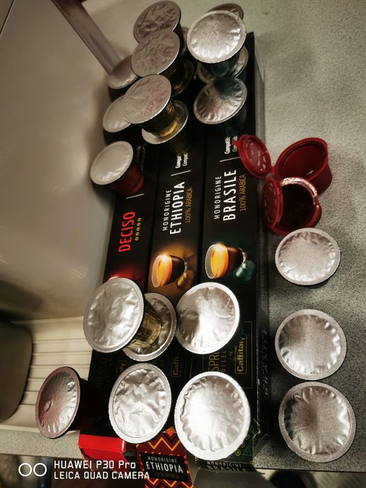 Ekspres na kapsułki Delonghi Nespresso One EN510 W