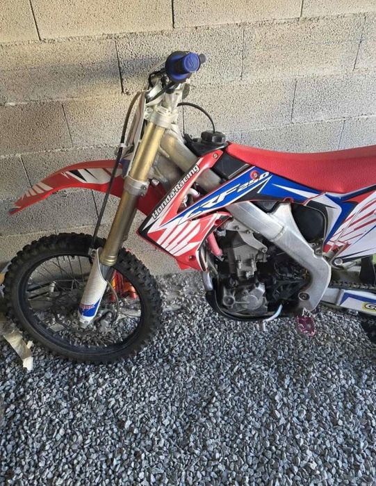 HONDA CRF 250 com 40 horas de uso